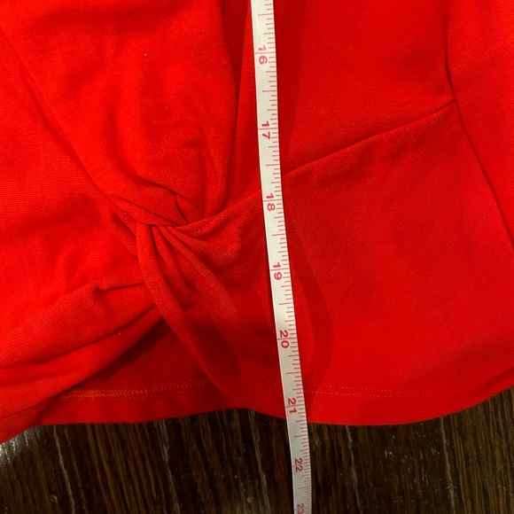 NWT CAbi Sleeveless Knotted Tank - Picture 6 of 6